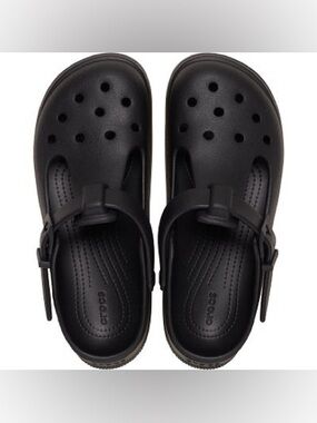 Crocs Mary Jane’s slip ons